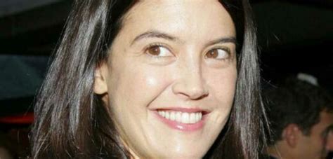 phoebe cates desnuda|How Phoebe Cates Really Felt About Her Famous Bikini Scene。